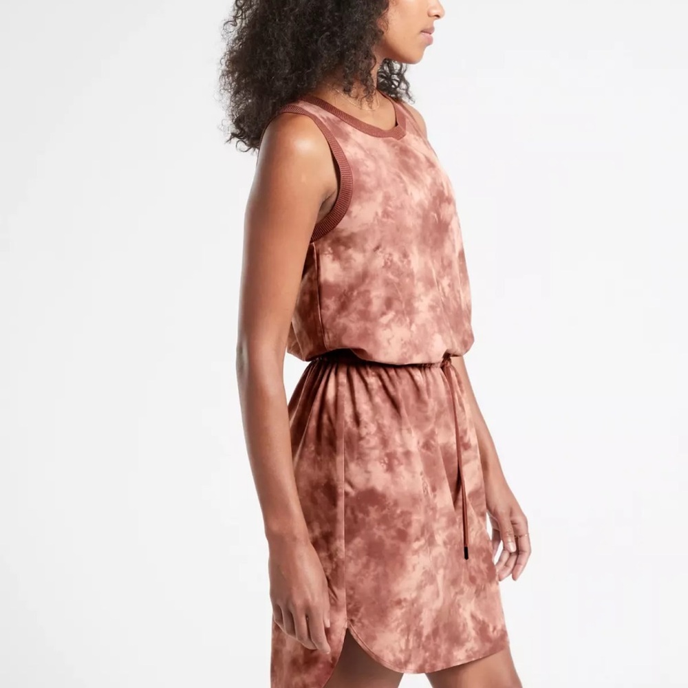 Athleta Rincon Activewear Dress Sz S Evian Heather Rose Pink